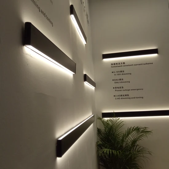 Wall Mounted up and Down Emitting LED Linear Light